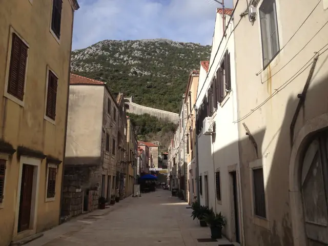 Ston